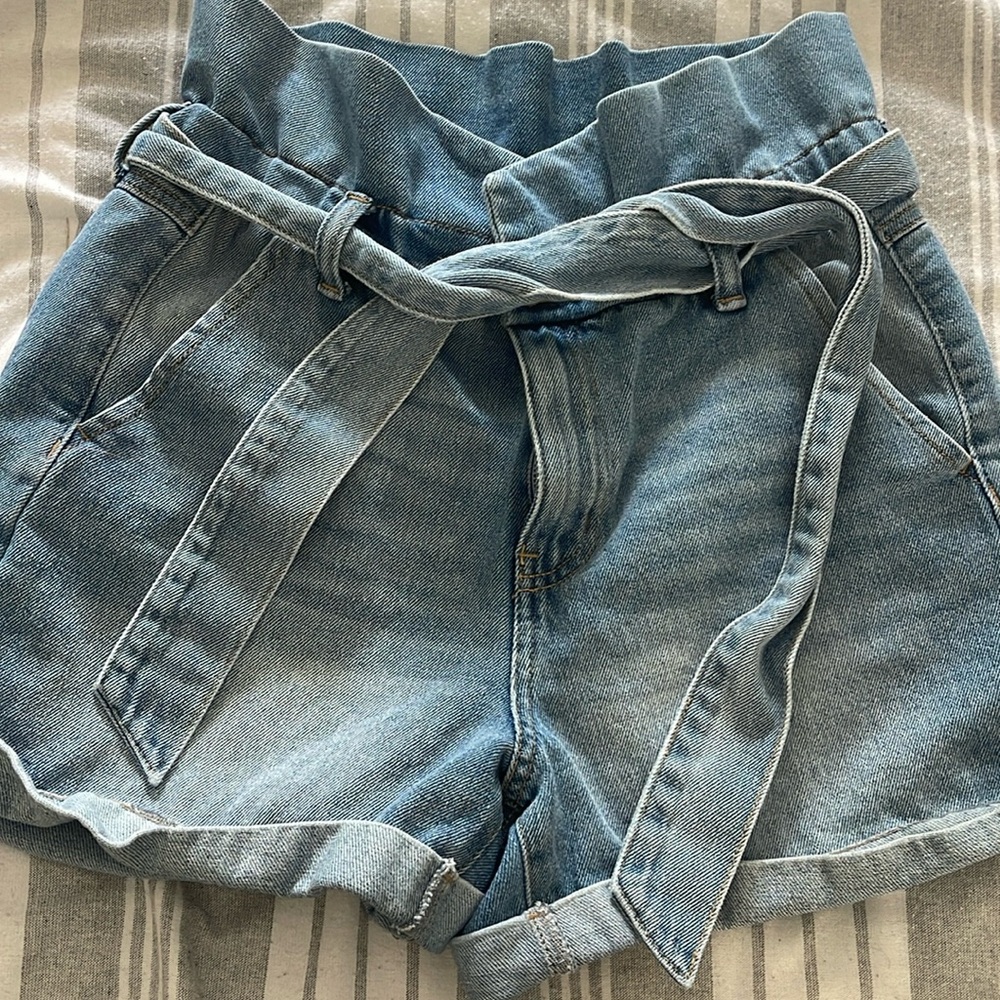 Adorable Papersack Shorts